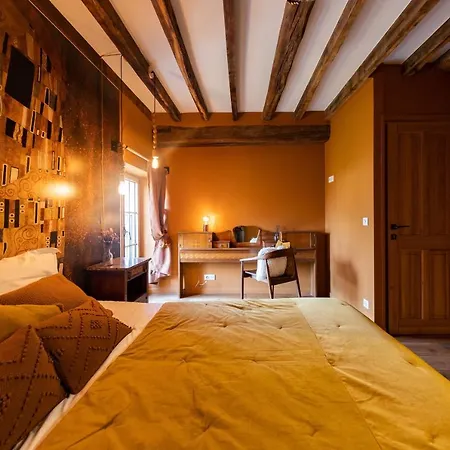 Pensión La Ferme D'armenon Les Molières